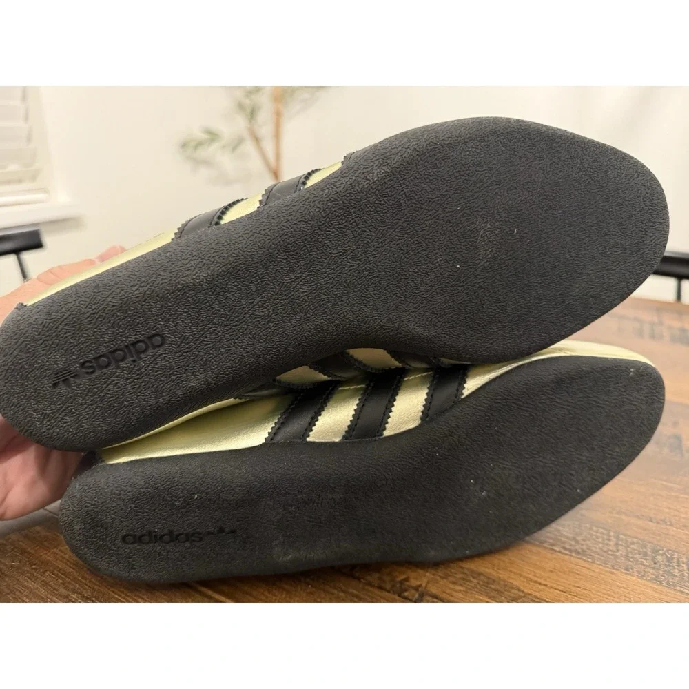 adidas Tokyo W Gold Black Lace Low Top Athletic Sneakers Synthetic Outsole 9.5